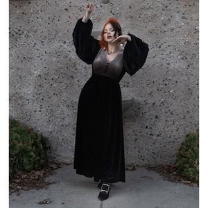 Lively Ghosts Silver Springs Dress